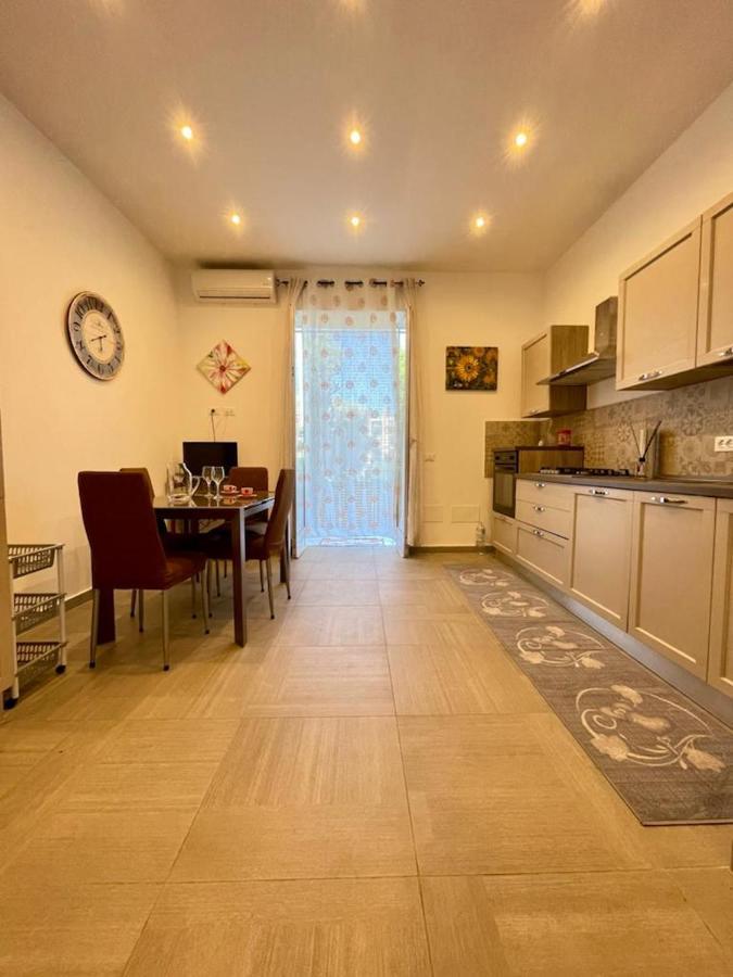 Lilibet Apartment Palermo Buitenkant foto
